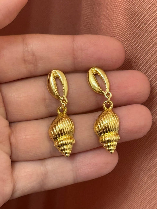 ✨Pantallas Concha Marina – Oro Laminado