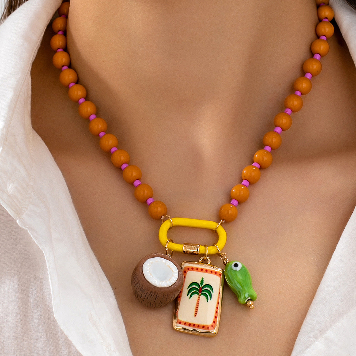 Collar tropical oro laminado